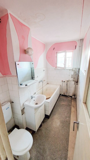 2 camere decomandat CENTRAL   etaj 3, balcon mare + boxă - imagine 7