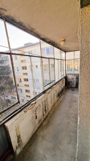 2 camere decomandat CENTRAL   etaj 3, balcon mare + boxă - imagine 6