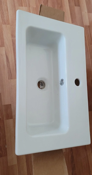 Lavoar Baie, NOU in cutie, 605x370cm si chiuveta Bucatarie inox 600x480cm