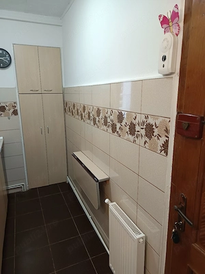 Proprietar Vand apartament 2 camere - imagine 2