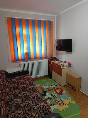 Proprietar Vand apartament 2 camere - imagine 9