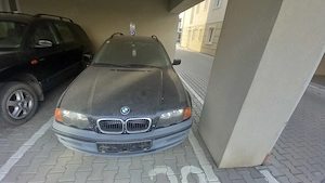 Vind BMW 320D an 2001 pentru dezmembrare 