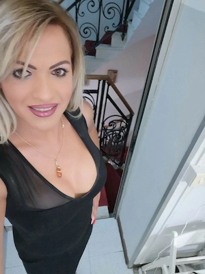 Bună Sunt simonaun transexuală pentru prima dată în orașul tău am 32 de ani cu experiența foarte bun - imagine 8