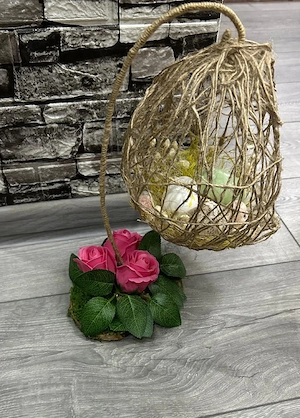 vând decorațiuni de Paște 