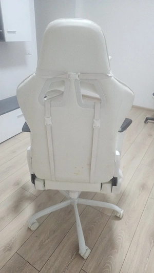 scaun Gamer Gratuit ( fara transport)