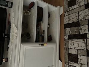 Comodă dormitor culoare alb gri