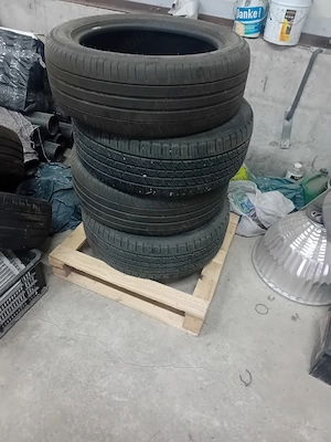 Vând 4 anvelope de vara 215/55/18 - imagine 2