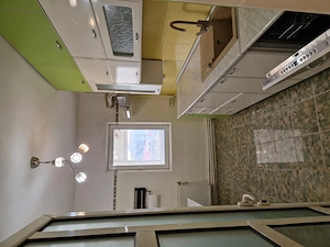 De vânzare apartament cu 3 camere, etaj 3, vis a vis de magazinul Penny, în Urziceni,  Ialomita,  - imagine 2