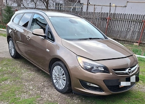 Vând Opel Astra J benzina turbo  - imagine 2