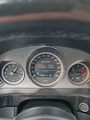 Mercedes E-200 CDI Avantgarde  - imagine 3