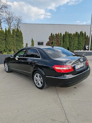 Mercedes E-200 CDI Avantgarde  - imagine 4