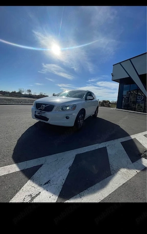 Volvo xc60  - imagine 3