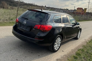 Oferta!!! Opel Astra J 1.7CDTI Euro 5 Clima Navigație Xenon Import Germania - imagine 3