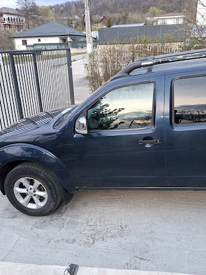vand nissan navara d40 - imagine 5