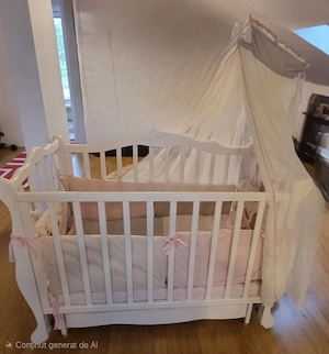Patut alb din lemn bebelusi cu balansoar.