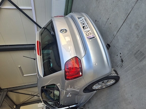 Vând Volskwagen Polo 1.6 TDI 2012 model highline  - imagine 2
