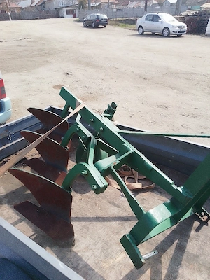 plug de vanzare - imagine 4