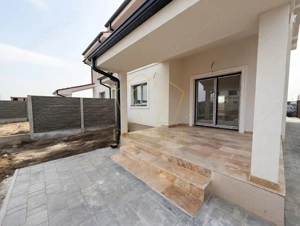 Duplex cu 4 camere despărțit prin camera tehnica | Mosnita Noua - imagine 13