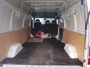 Vând Ford tranzit - imagine 2