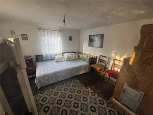Casa batraneasca si teren 758 mp in Negoiesti. - imagine 8