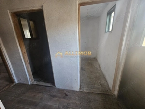 Teren 1000 mp si casa renovabila in Valcanesti . - imagine 13