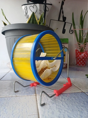 cusca hamster completa cu 2 roti si fan si mancare  - imagine 2