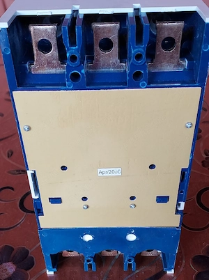 Vand intrerupator si releu