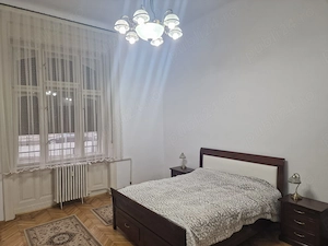 Apartament 2 camere Oradea, str. Parc Traian. 65mp utili. Cladire reabilitata. Varianta-inchiriere