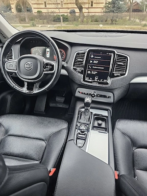 Volvo XC90 Momentum D5 AT8 AWD 2019 Diesel 235CP 168.972 KM - imagine 7