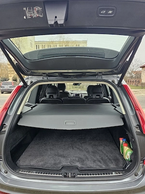 Volvo XC90 Momentum D5 AT8 AWD 2019 Diesel 235CP 168.972 KM - imagine 4