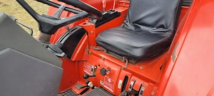 Vând tractor Yanmar an de fabricație 2001 Tel de contact   - imagine 3