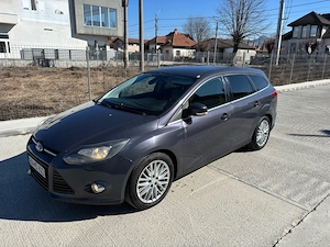 Ford Focus Titanium model Fecelift unic propietar  - imagine 3