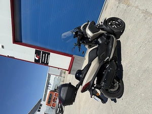 Yamaha Tricity 300 (cat.B) - imagine 3