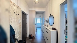 Apartament 3 camere, decomandat, etaj 1 + garaj + curte, zona Campului - imagine 9