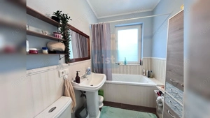 Apartament 3 camere, decomandat, etaj 1 + garaj + curte, zona Campului - imagine 6