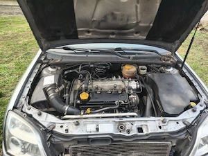 Vând Opel Vectra 19 an2005 pentru dezmembrare  - imagine 4