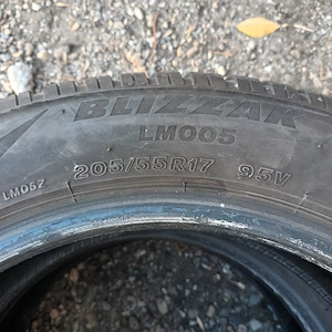 Vând 205/55/17 - imagine 3