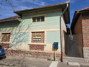 Vand casa Com Pietroasa-Bihor, sosea , central ter 2500 mp, dublu front, utilit.,gaz - imagine 6