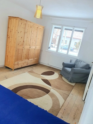 Inchiriez casa + curte in Ghimbav  Brasov, casa de inchiriat central - imagine 5