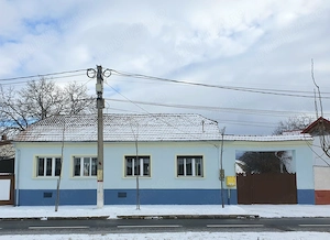 Inchiriez casa + curte in Ghimbav  Brasov, casa de inchiriat central - imagine 9