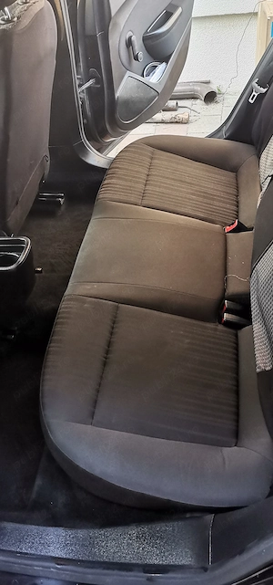 Vând Opel Astra J 1.6 benzina septembrie 2010, mașina personală - imagine 8