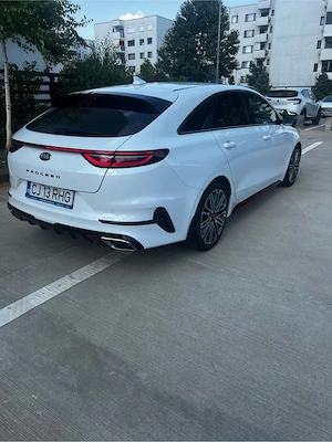 Kia Proceed GT 1.6 T-GDi 204 CP   2020 - imagine 3