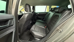 ** Volkswagen Golf 7 ** - imagine 11