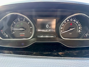 Peugeot 2008 volanta+ambreiaj noi,placute și rulmenți spate noi,masina curata, - imagine 6