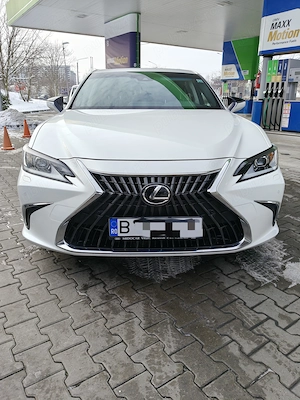 Lexus ES 300h, 2023, Facelift, TVA deductibil 
