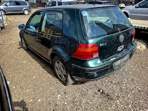 Golf 4 1.6 Sr benzina Dezmembrez  - imagine 7