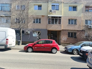 Inchiriez spatiu comercial locatie de top vad foarte bun Strada Crisan intersectie Mihai Viteazu - imagine 3