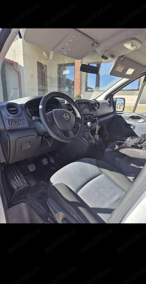 De vânzare Opel Vivaro 8+1      - imagine 3