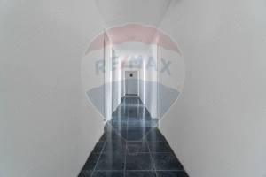Apartament 7 camere ULTRACENTRAL in casa- Codlea! - imagine 16