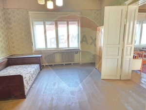 Casă deosebita ultracentral Salonta - imagine 9